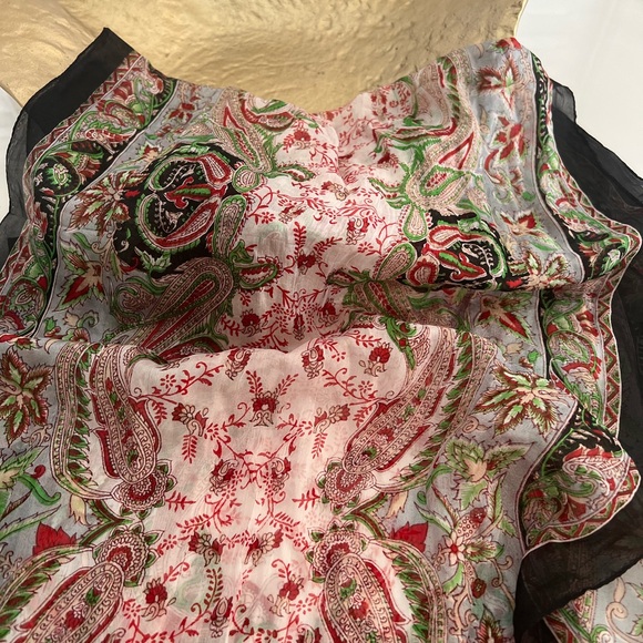 100% silk paisley scarf - Picture 3 of 4